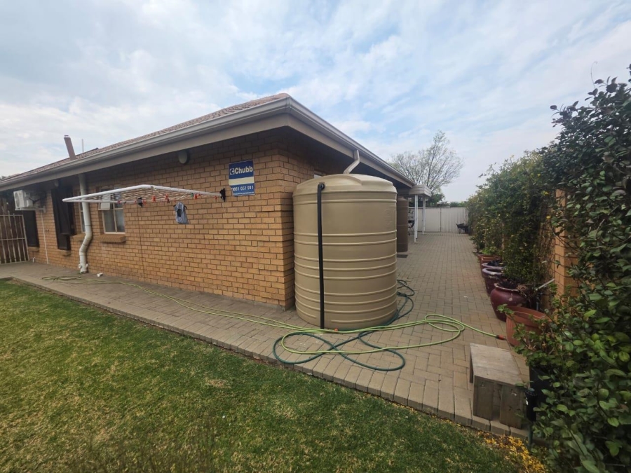 2 Bedroom Property for Sale in Universitas Free State
